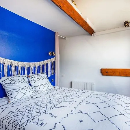 Greeter-bel Au Pied Des Falaises D'etretat Daire Étretat